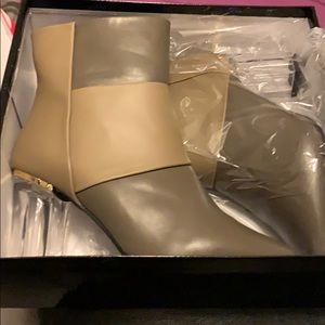 Ashley Stewart Women’s boots NIB